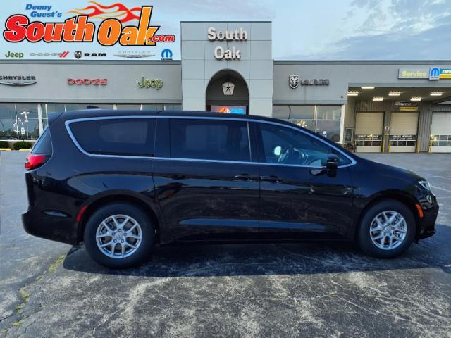 new 2026 Chrysler Pacifica car, priced at $40,640