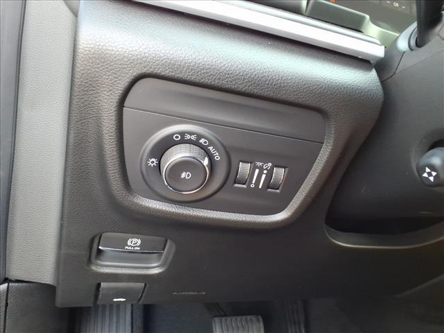 new 2025 Jeep Grand Cherokee L car, priced at $49,096