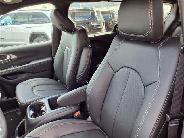 new 2026 Chrysler Pacifica car, priced at $40,640