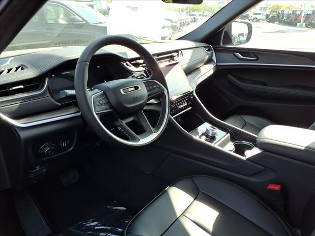 new 2025 Jeep Grand Cherokee car, priced at $47,462