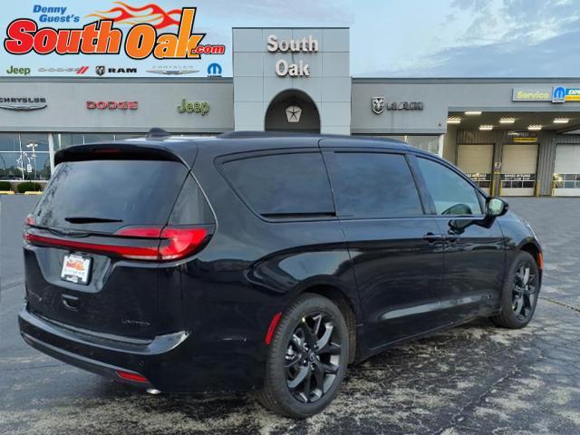 new 2026 Chrysler Pacifica car, priced at $45,920