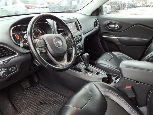 used 2020 Jeep Cherokee car, priced at $15,881