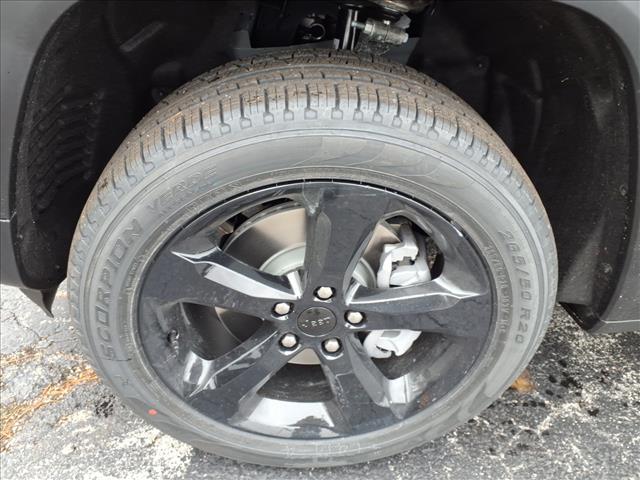 new 2025 Jeep Grand Cherokee L car, priced at $47,456