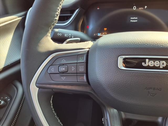 new 2025 Jeep Grand Cherokee L car, priced at $39,032