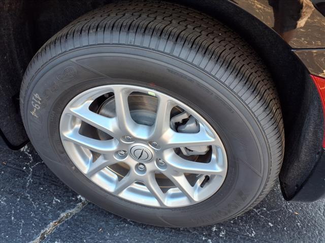 new 2026 Chrysler Pacifica car, priced at $40,014