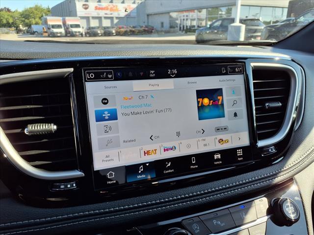 new 2026 Chrysler Pacifica car, priced at $40,014