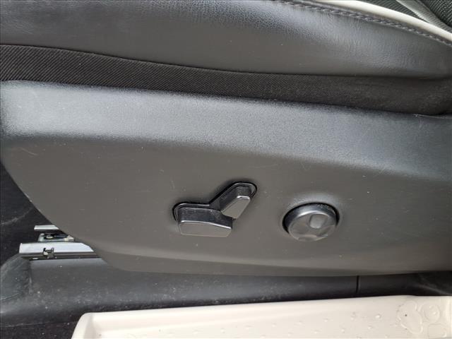 used 2023 Chrysler Pacifica car, priced at $26,481