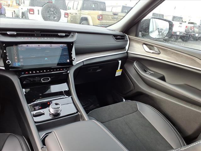 new 2026 Jeep Grand Cherokee L car, priced at $44,157