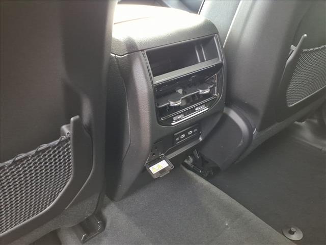 new 2026 Jeep Grand Cherokee car, priced at $47,930