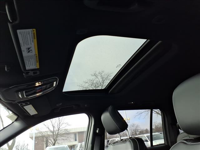 new 2026 Jeep Grand Cherokee car, priced at $47,930