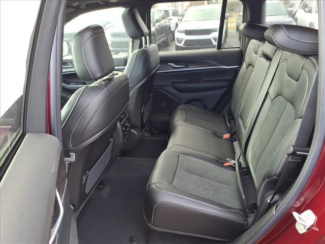 new 2026 Jeep Grand Cherokee car, priced at $47,930