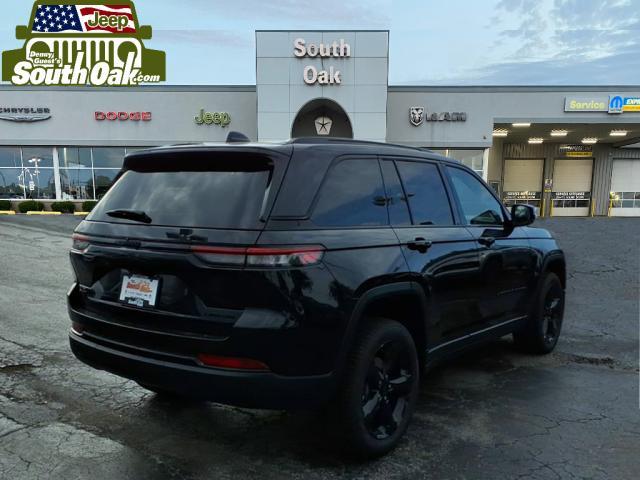 new 2025 Jeep Grand Cherokee car, priced at $47,462