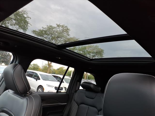 new 2025 Jeep Grand Cherokee car, priced at $47,462