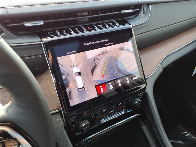 new 2025 Jeep Grand Cherokee car, priced at $57,308