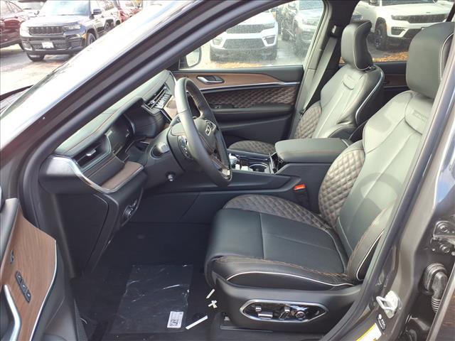 new 2025 Jeep Grand Cherokee car, priced at $57,308