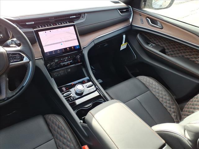 new 2025 Jeep Grand Cherokee car, priced at $57,308