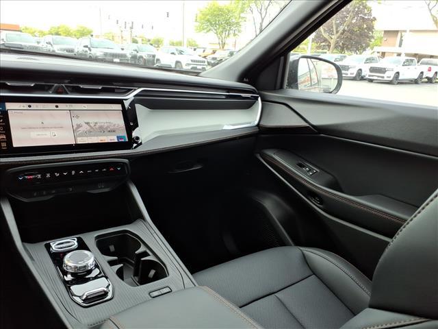 new 2026 Jeep Cherokee car, priced at $42,446
