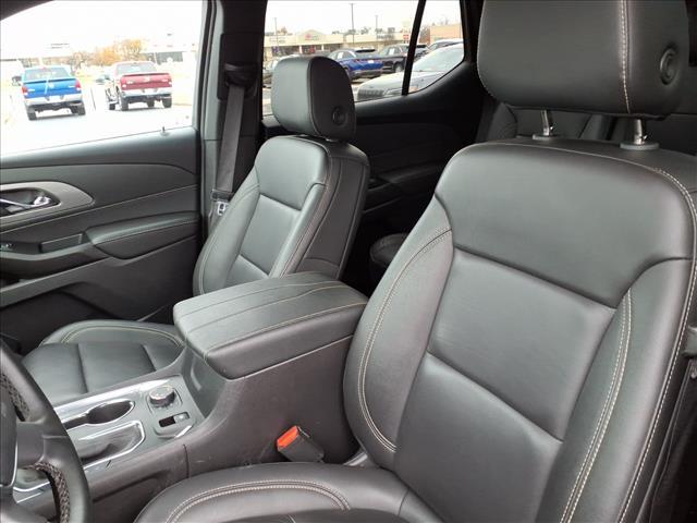 used 2023 Chevrolet Traverse car, priced at $27,881