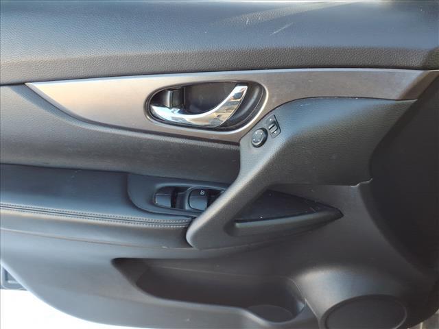 used 2016 Nissan Rogue car, priced at $6,881