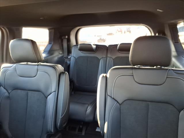 new 2025 Jeep Grand Cherokee L car, priced at $40,915