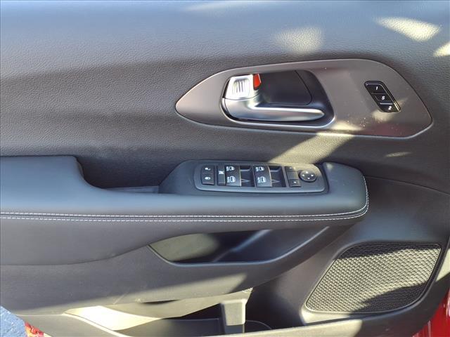 new 2026 Chrysler Pacifica car, priced at $39,370