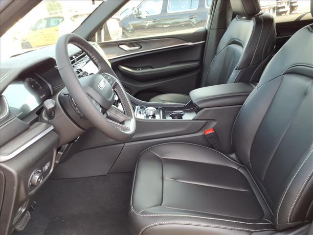 new 2025 Jeep Grand Cherokee car, priced at $47,462