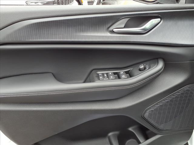 new 2025 Jeep Grand Cherokee L car, priced at $42,313