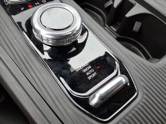 new 2026 Jeep Cherokee car, priced at $41,411