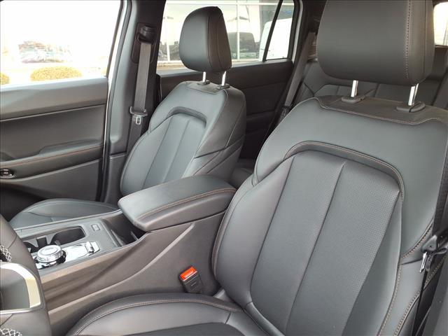 new 2026 Jeep Cherokee car, priced at $41,411