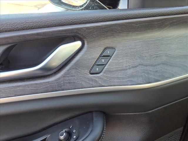 used 2025 Jeep Grand Cherokee L car, priced at $38,881