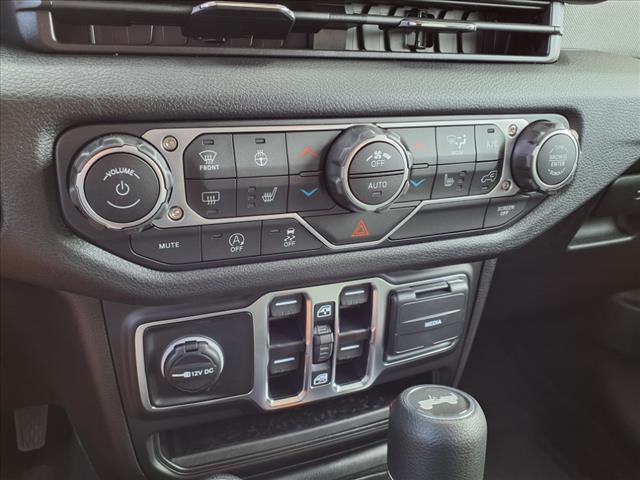 new 2025 Jeep Wrangler car, priced at $45,964