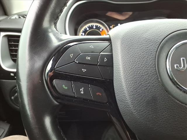 used 2020 Jeep Cherokee car, priced at $16,881