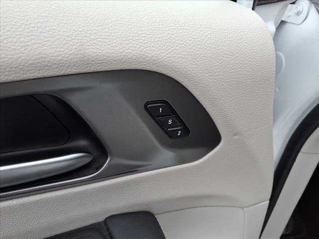 used 2023 Chrysler Pacifica car, priced at $25,481