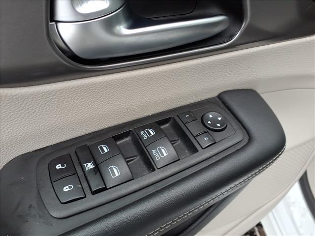 used 2023 Chrysler Pacifica car, priced at $25,481