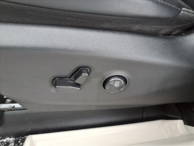 used 2023 Chrysler Pacifica car, priced at $25,481