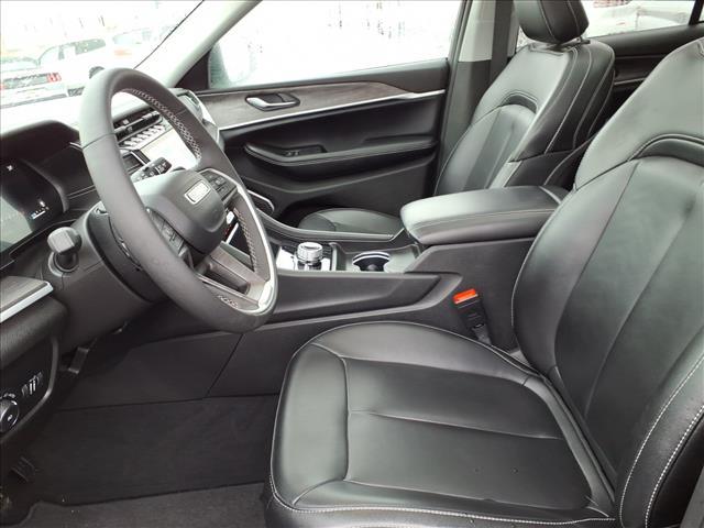 used 2024 Jeep Grand Cherokee car, priced at $36,381