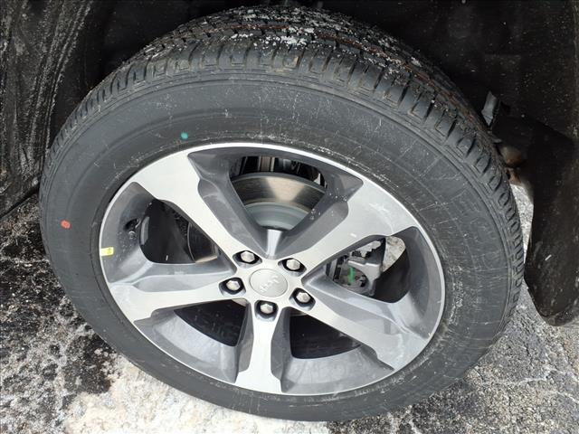 new 2026 Jeep Grand Cherokee car, priced at $45,154