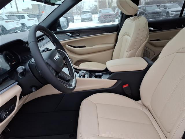 new 2026 Jeep Grand Cherokee car, priced at $45,154