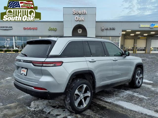 new 2026 Jeep Grand Cherokee car, priced at $45,154