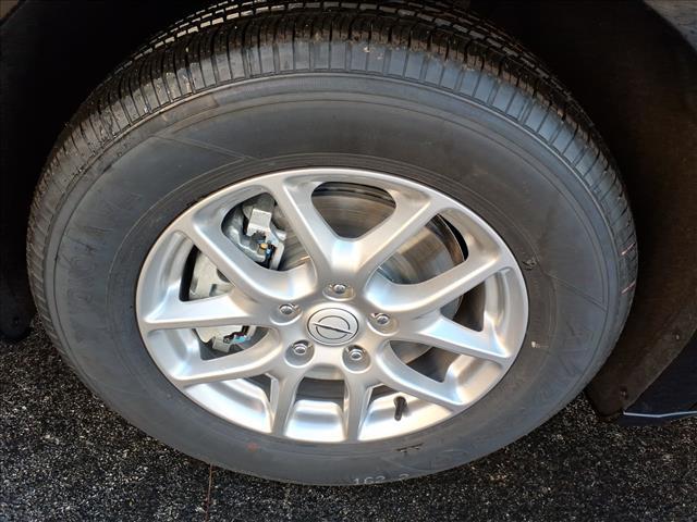 new 2026 Chrysler Pacifica car, priced at $39,508