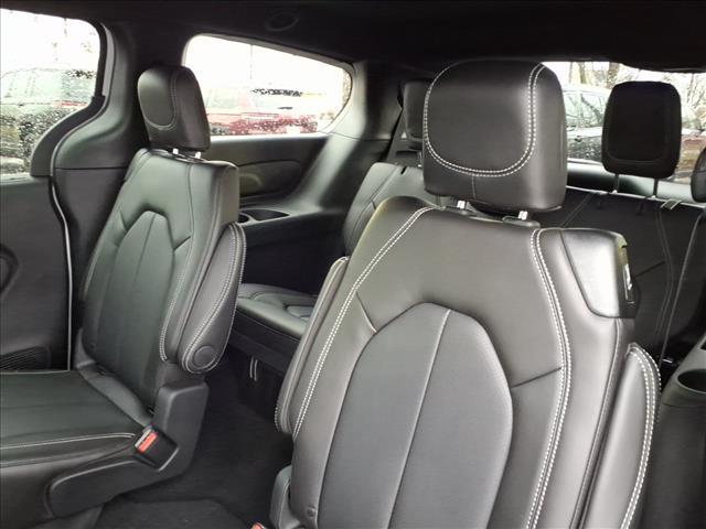 new 2026 Chrysler Pacifica car, priced at $39,938