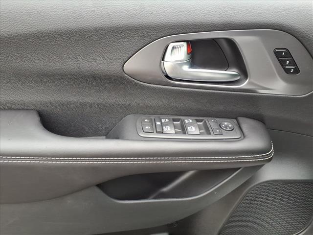 new 2026 Chrysler Pacifica car, priced at $39,938