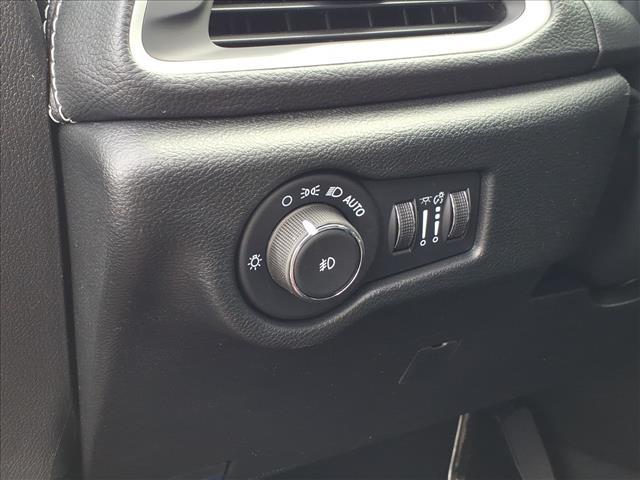 new 2026 Chrysler Pacifica car, priced at $39,934