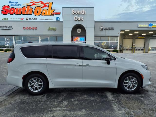 new 2026 Chrysler Voyager car, priced at $39,051
