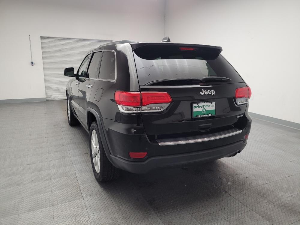 used 2017 Jeep Grand Cherokee car, priced at $16,595