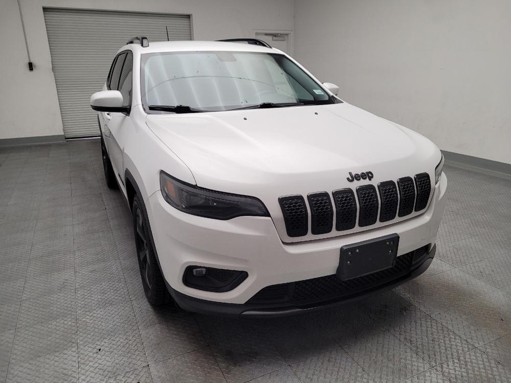 used 2020 Jeep Cherokee car, priced at $15,695