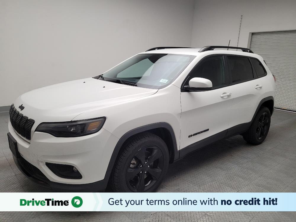 used 2020 Jeep Cherokee car, priced at $15,695