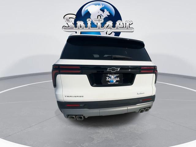 new 2026 Chevrolet Traverse car, priced at $44,079