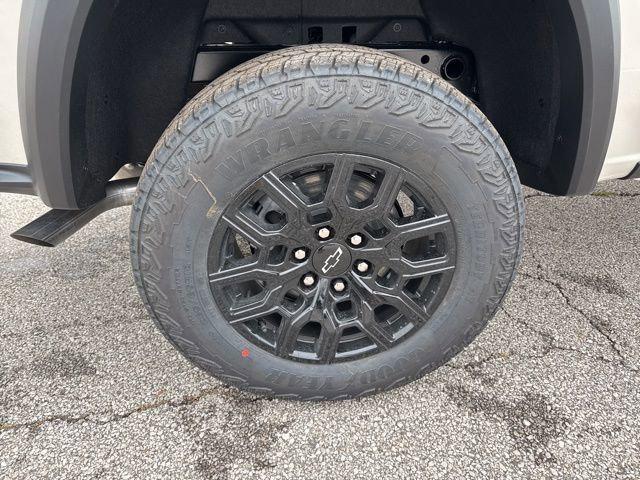 new 2026 Chevrolet Colorado car, priced at $45,410