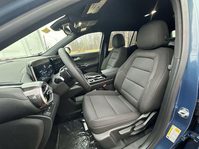 new 2026 Chevrolet Equinox car, priced at $29,276